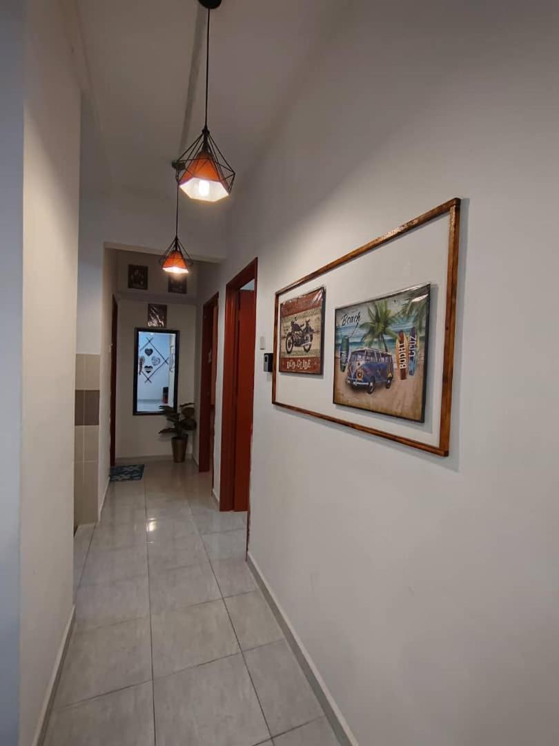 Homestay Budget Kuala Terengganu Tulipsia House Buitenkant foto
